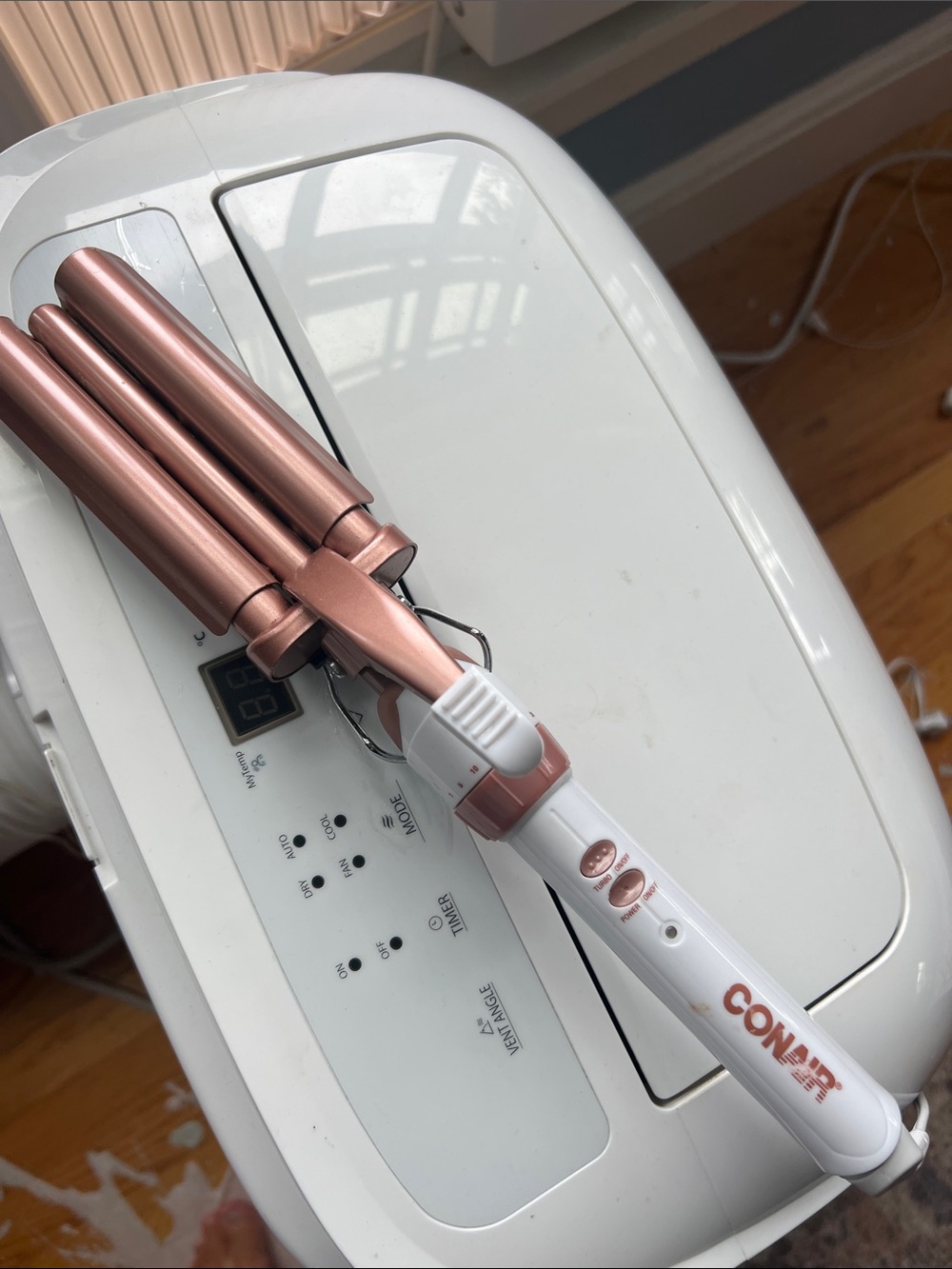 Conair Rose Gold Triple Barrel Hair Waver - White Handle